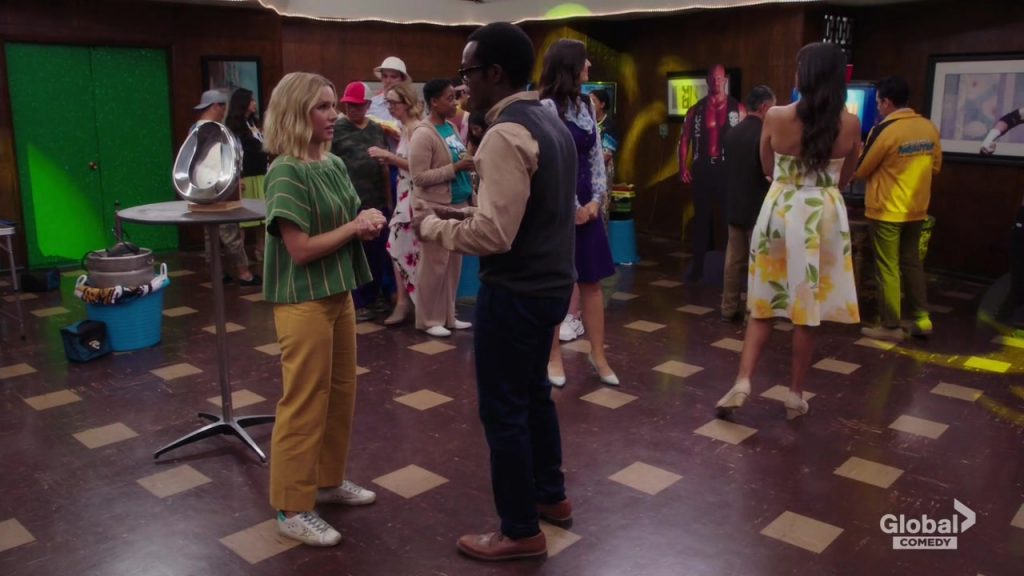 Golden Goose Sneakers Worn by Kristen Bell as Eleanor Shellstrop in The Good Place Season 4 Episode 12 “Patty” (2020) (Image 1)