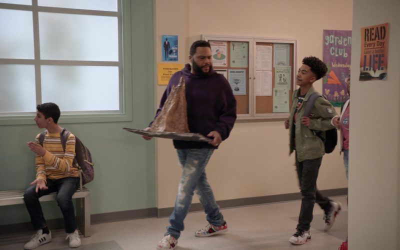 Gucci Sneakers Worn by Anthony Anderson in Andre ‘Dre' Johnson in Black-ish S06E19 “Dad Bod-y of Work” (2020) (Image 1)