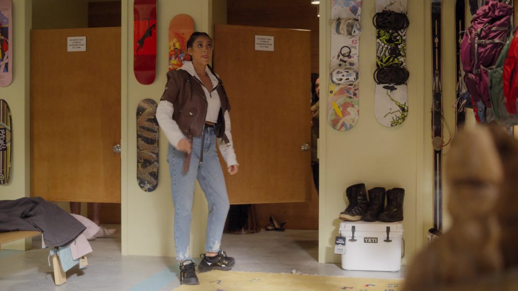 Gucci Sneakers Worn by Shay Mitchell as Stella Cole and Yeti Cooler in Dollface Season 1 Episode 2 “Homebody” (2019) (Image 2)