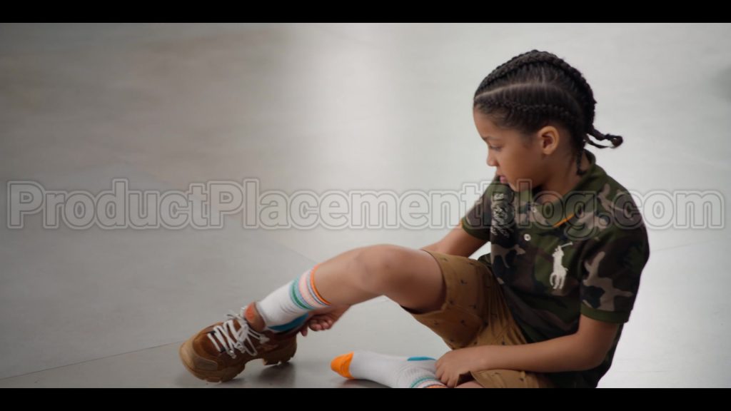 Gucci Sneakers and Polo Ralph Lauren Shirt in #blackAF S01E02 “because of slavery too” (2020) (Image 1)