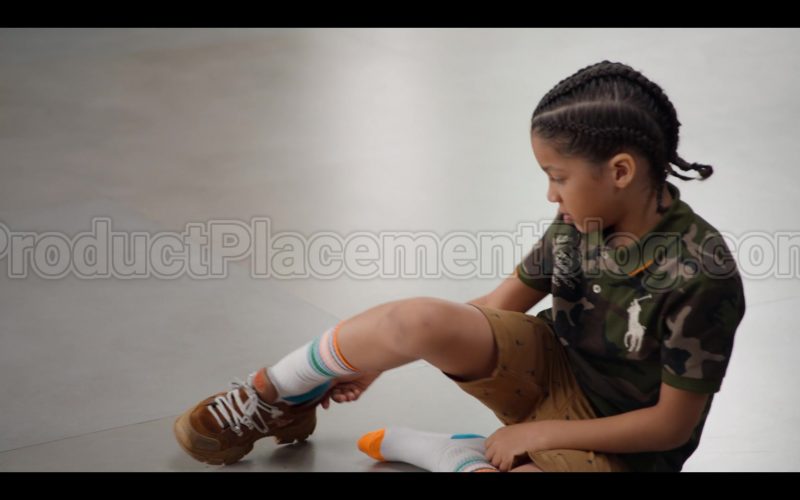 Gucci Sneakers and Polo Ralph Lauren Shirt in #blackAF S01E02 “because of slavery too” (2020) (Image 1)