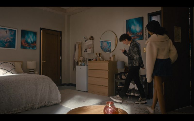 Gucci Sneakers in Cruel Intentions S01E08 “Theta” (2024) (Image 1)