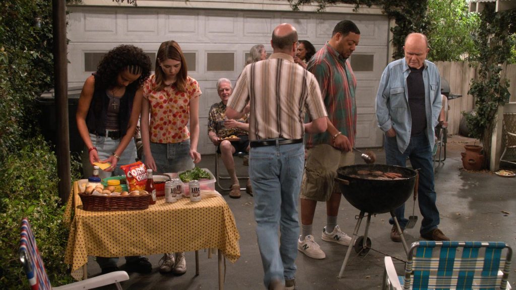 Heinz Ketchup, Miller Lite Beer and New Balance Sneakers in That 90s Show S03E05 (2024) (Image 1)