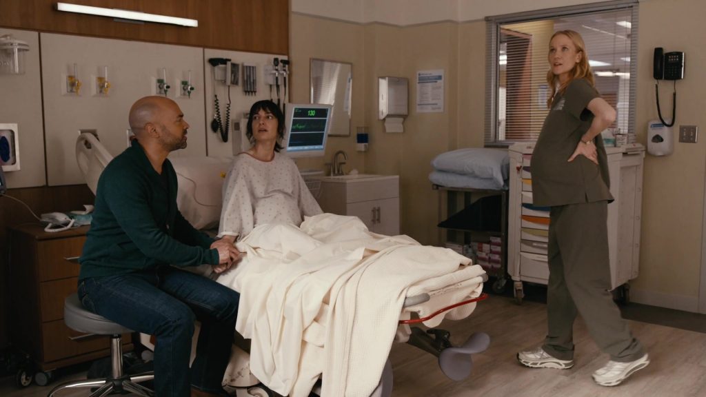 Hoka Mafate Speed 2 sneakers in Chicago Med S11E20 “Hell Breaks Loose” (2026 (Image 6)
