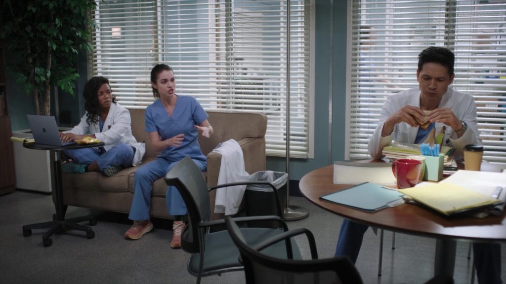 Hoka Shoes in Greys Anatomy S22E13 “Love the Way You Lie” (2026) (Image 8)
