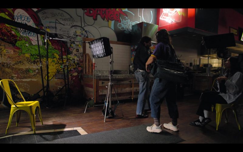 Hoka Sneakers in Mr. Throwback S01E01 (2024) (Image 1)