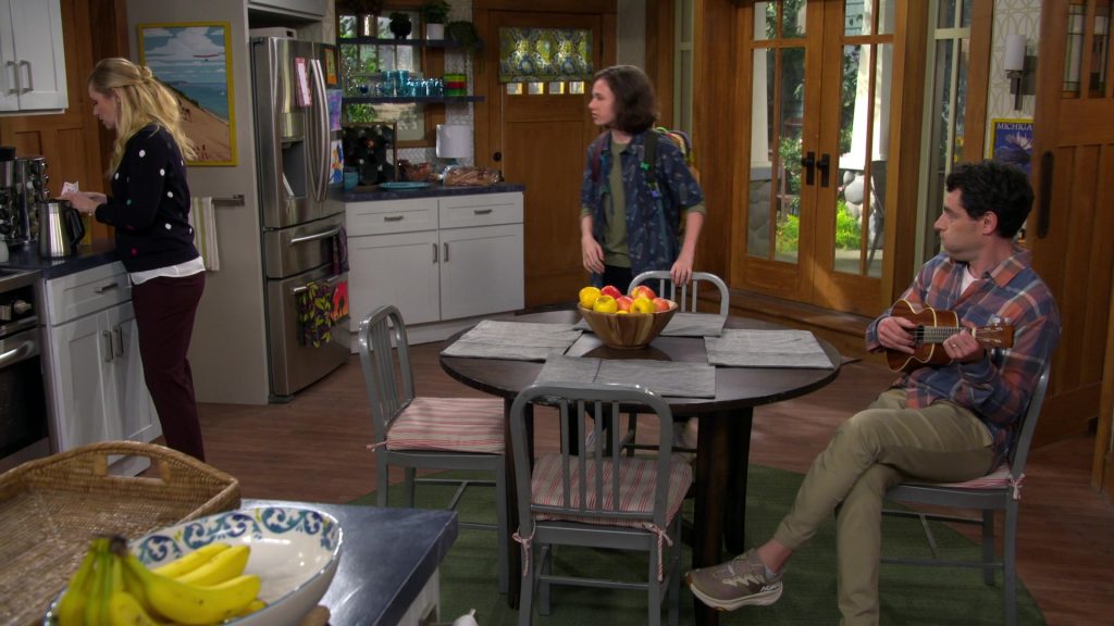 Hoka Sneakers in The Neighborhood S06E07 “Welcome to the Stand-Off” (2024) (Image 2)