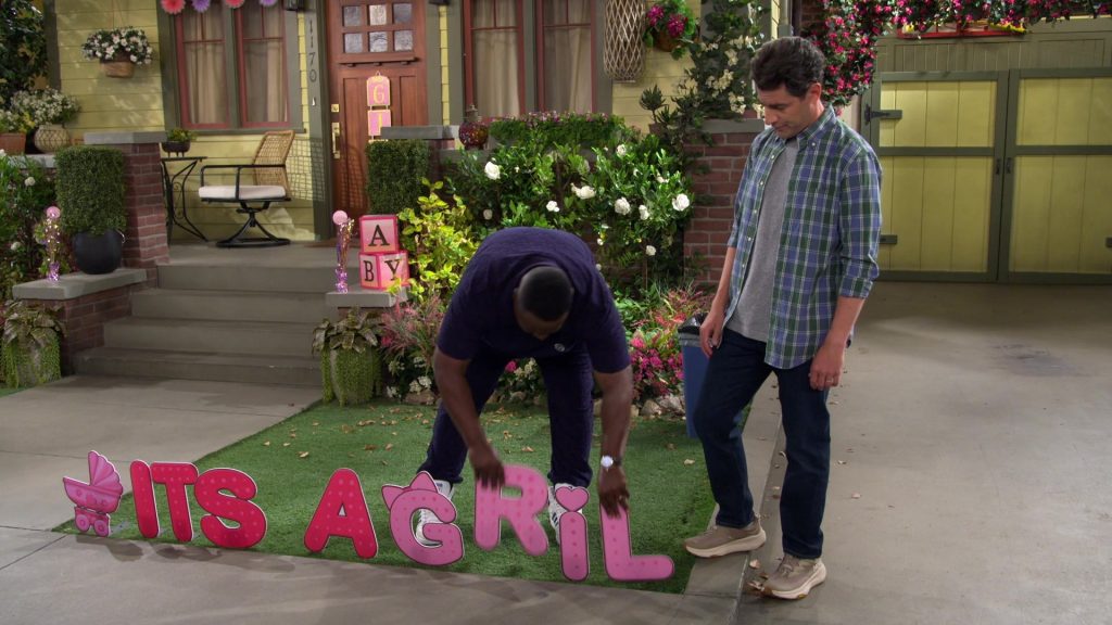 Hoka Sneakers in The Neighborhood S07E01 “Welcome to the Neighborhood, Daphne” (2024) (Image 4)