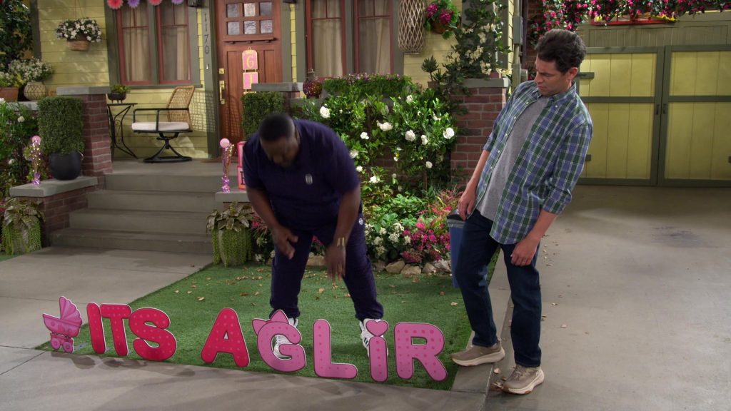 Hoka Sneakers in The Neighborhood S07E01 “Welcome to the Neighborhood, Daphne” (2024) (Image 6)