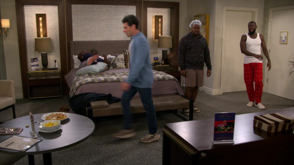 Hoka Sneakers in The Neighborhood S07E02 “Welcome to the Big Sleep” (2024) (Image 1)