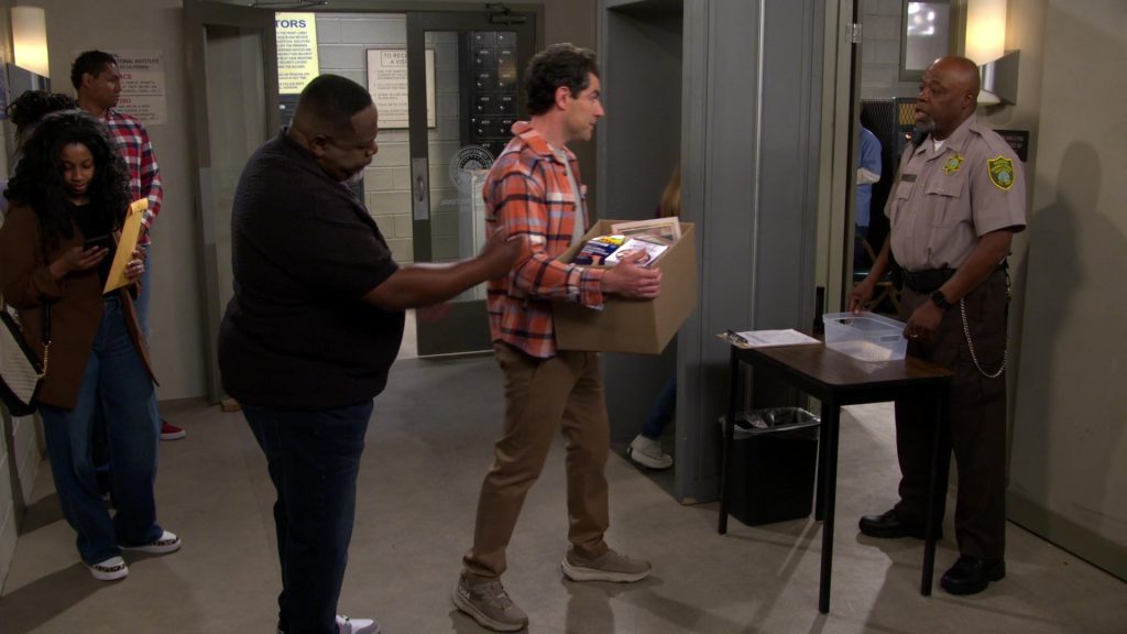 Hoka Sneakers in The Neighborhood S07E18 “Welcome to the Yippedy-Dip” (2025) (Image 2)