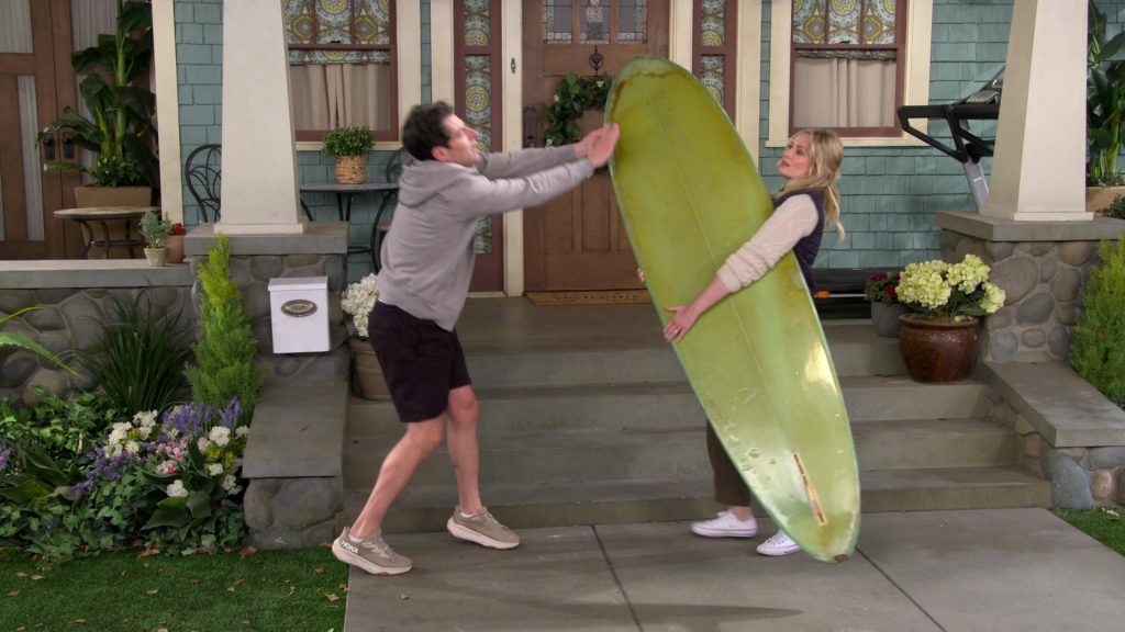 Hoka and Converse Shoes in The Neighborhood S07E11 “Welcome to the e-Neighborhood” (2025) (Image 3)