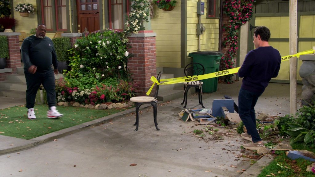 Hoka and Nike Sneakers in The Neighborhood S07E07 “Welcome to the Wicked Stepmother” (2024) (Image 2)