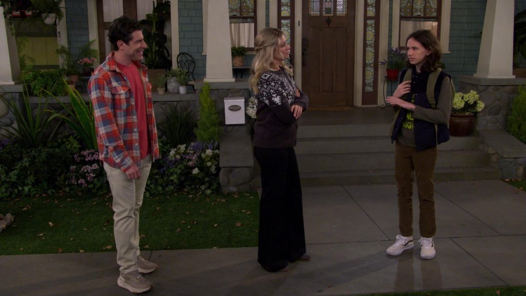 Hoka and Vans Sneakers in The Neighborhood S07E14 “Welcome to the Blowout” (2025) (Image 5)