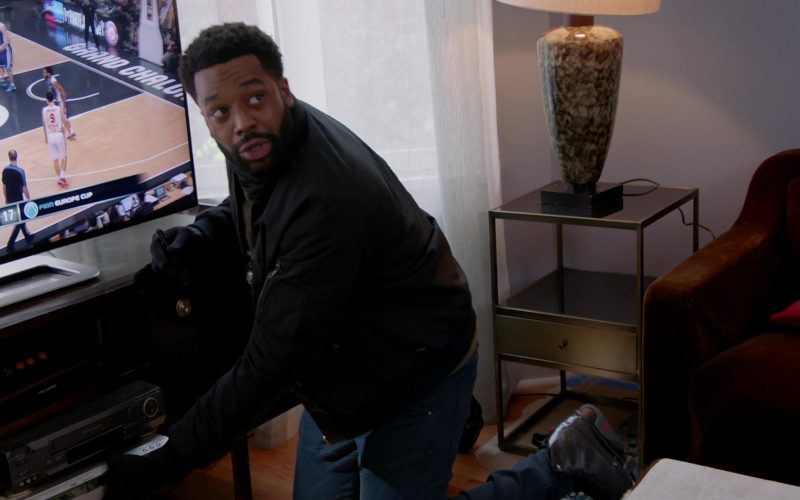 Jordan 9 (Nike) Black Sneakers of LaRoyce Hawkins as Officer Kevin Atwater in Chicago P.D. S08E02 “White Knuckle” (2020) (Image 1)