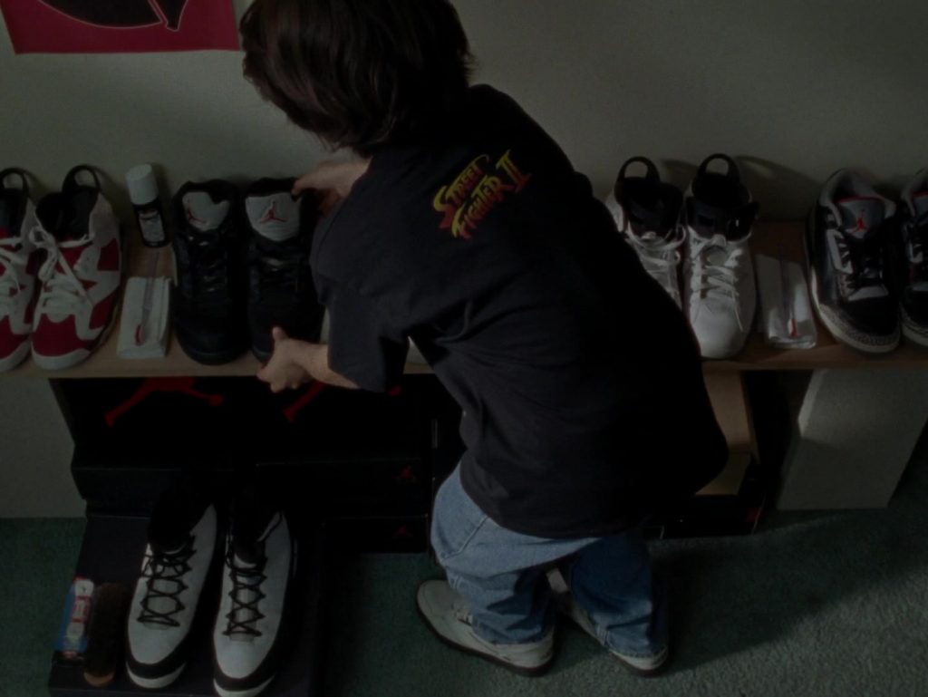 Jordan Shoes in Mid90s (2018) (Image 1)