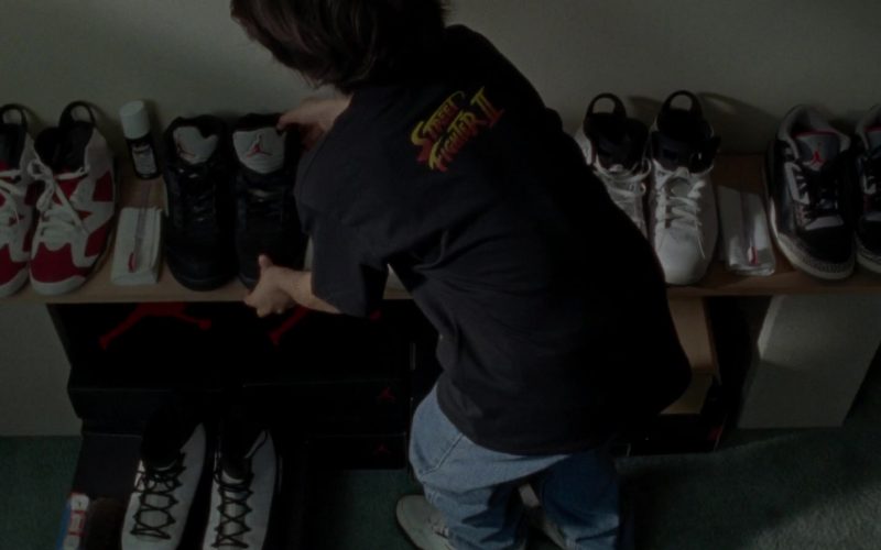 Jordan Shoes in Mid90s (2018) (Image 1)