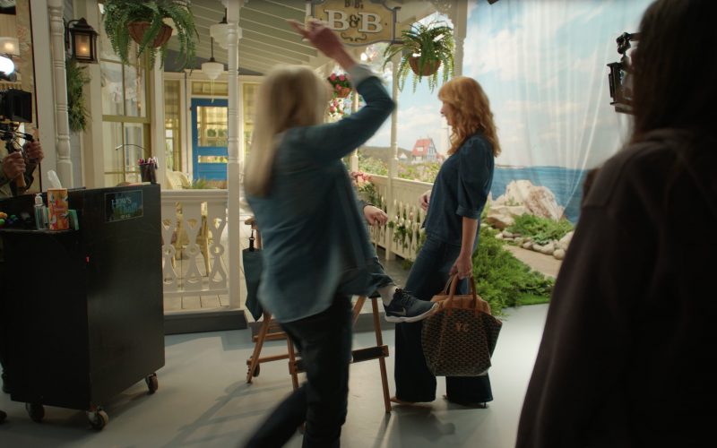 Kleenex, Nike Shoes in The Comeback S03E03 “Valerie Faces Reality” (2026) (Image 1)