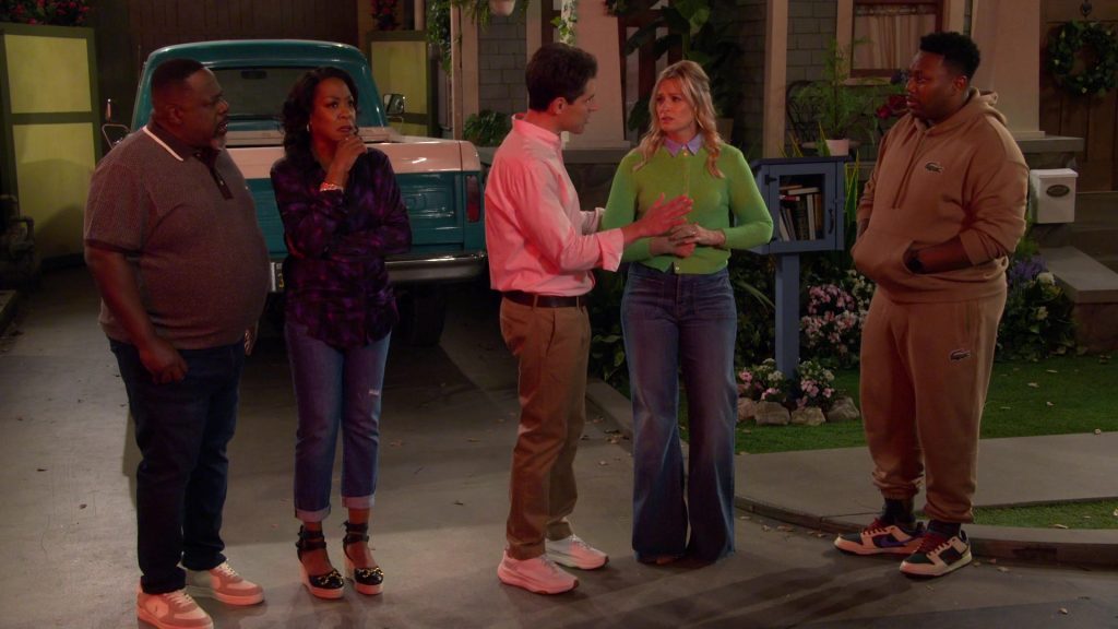 Lacoste Hoodie and Pants, Nike Sneakers in The Neighborhood S07E04 “Welcome to the Great Beyond” (2024) (Image 4)