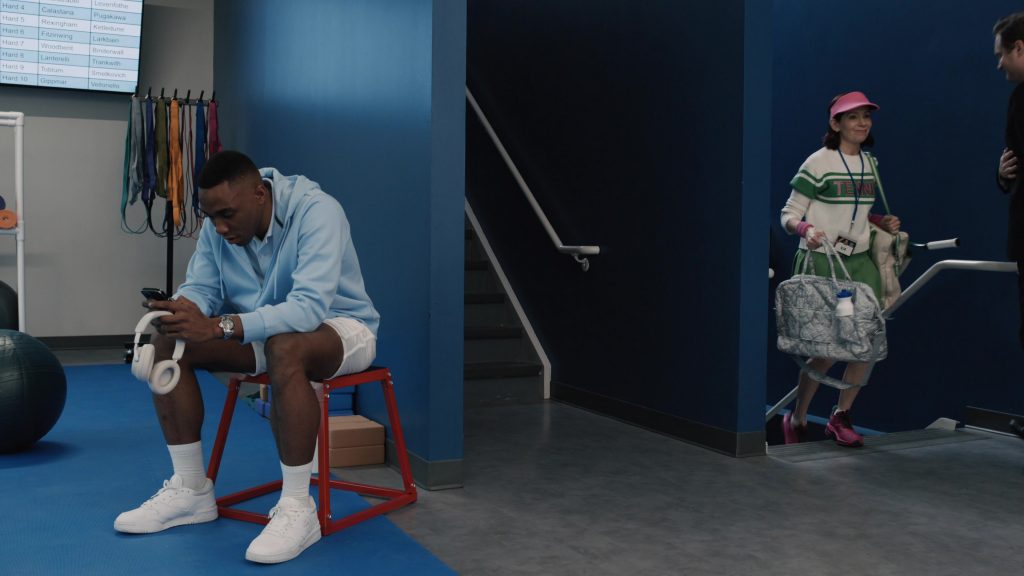 Lacoste Sneakers in Elsbeth S01E05 “Ball Girl” (2024) (Image 3)