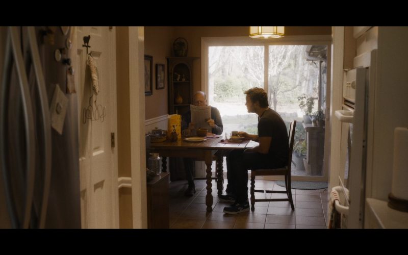 Magic Spoon Cereal and Reebok Sneakers of Chris Pratt as Peter Quill - Star-Lord in Guardians of the Galaxy Vol. 3 (2023) (Image 1)