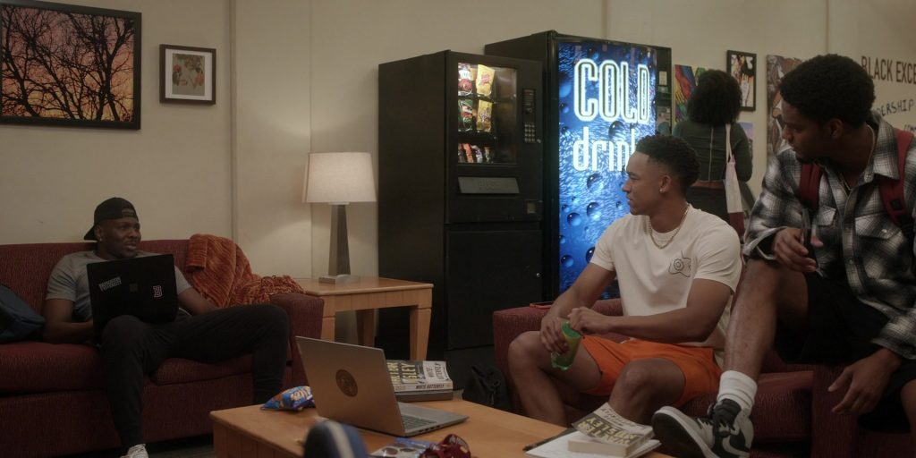 Microsoft Surface Laptops and Nike Shoes in All American - Homecoming S01E04 “If Only You Knew” (2022) (Image 4)