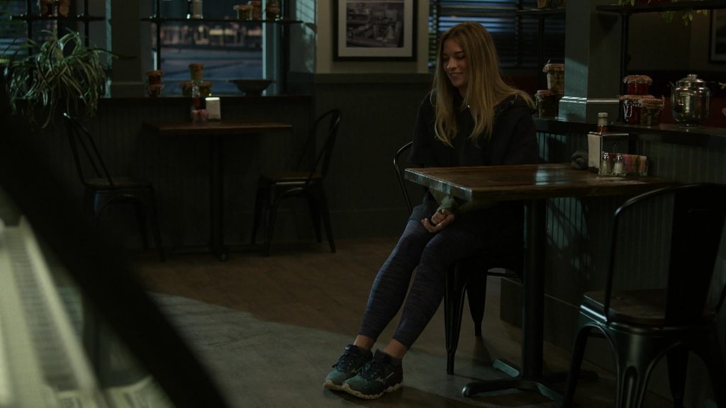 Mizuno Wave Sky Waveknit 3 Women's Sneakers of Annie Murphy as Allison in Kevin Can Fk Himself S01E02 “New Tricks” (2021) (Image 2)