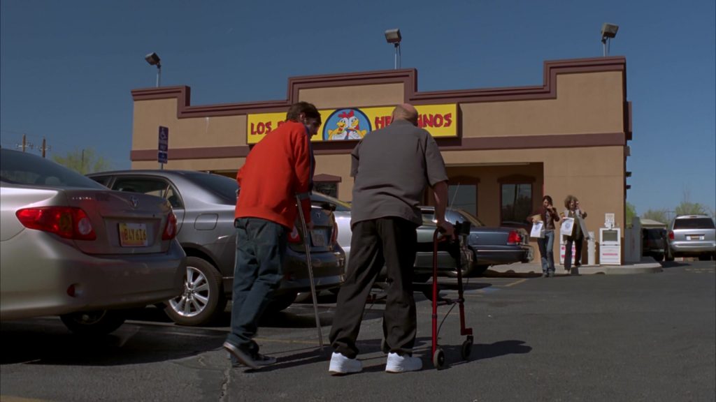 NB Shoes Worn by Dean Norris (Hank Schrader) in Breaking Bad Season 4 Episode 7 “Problem Dog” (2011) (Image 4)