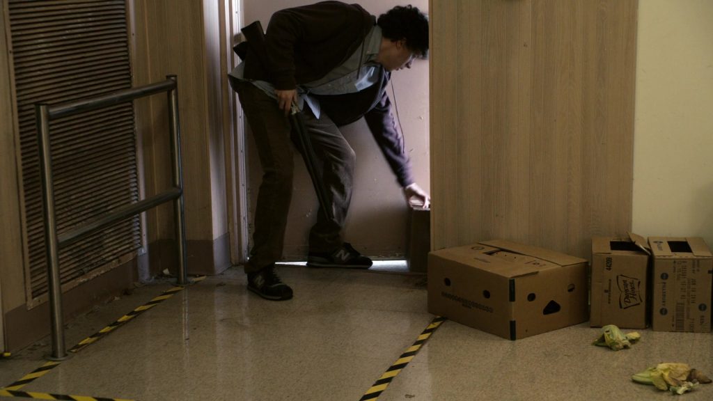 NB Sneakers Worn by Jesse Eisenberg in Zombieland (2009) (Image 5)