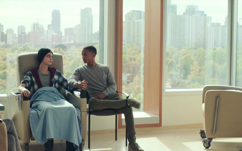 NB Sneakers of Jaden Smith as Daryn in Life in a Year (2020) (Image 1)