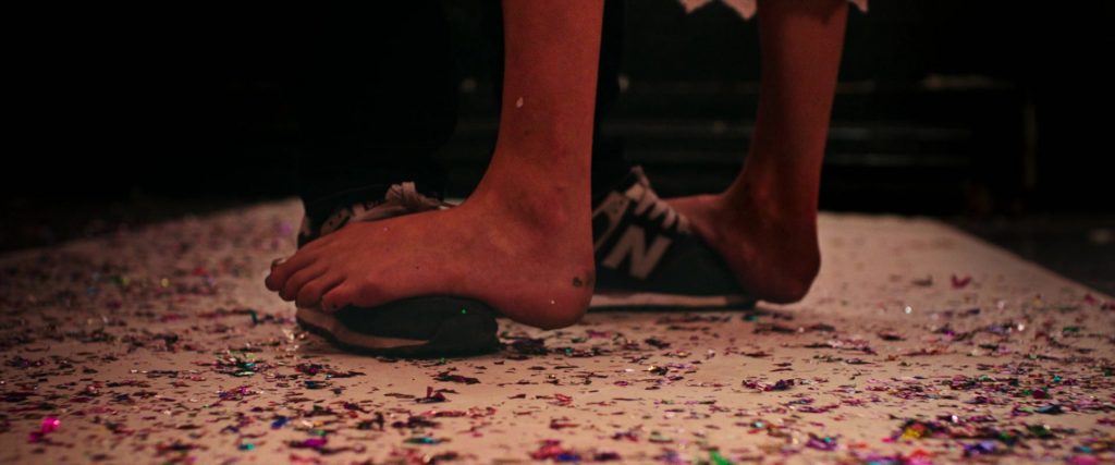 NB Sneakers of Jaden Smith as Daryn in Life in a Year (2020) (Image 4)