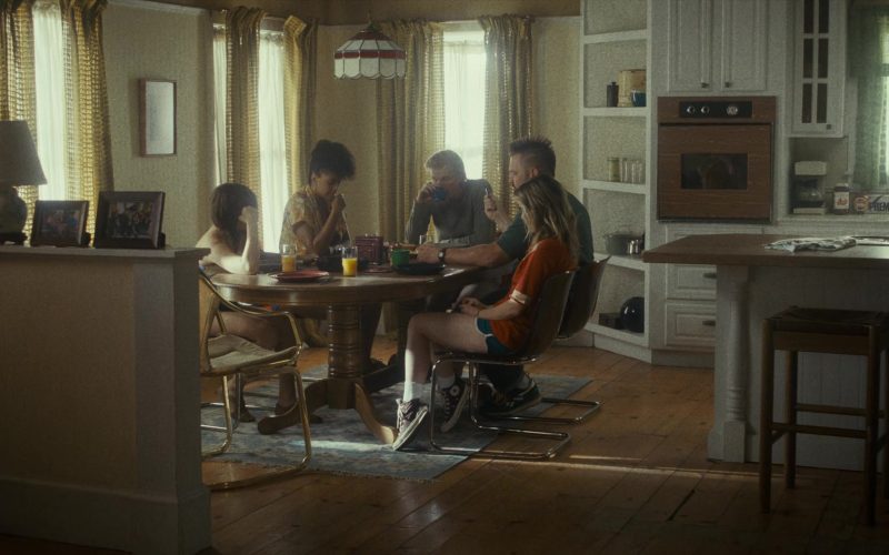 Nabisco Premium Saltine Crackers, Converse Shoes in Stone Cold Fox (2025) (Image 1)