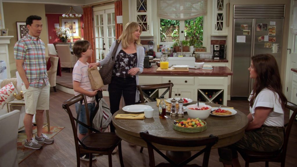New Balance 574 Sneakers Worn by Eddie Shin in Alexa & Katie S04E01 “Last First Day” (2020) (Image 1)