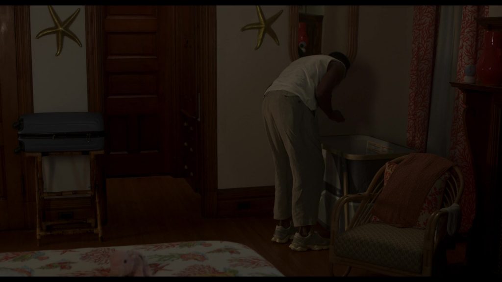 New Balance 9060 sneakers in The Four Seasons S02E03 “Down the Shore” (2026) (Image 1)