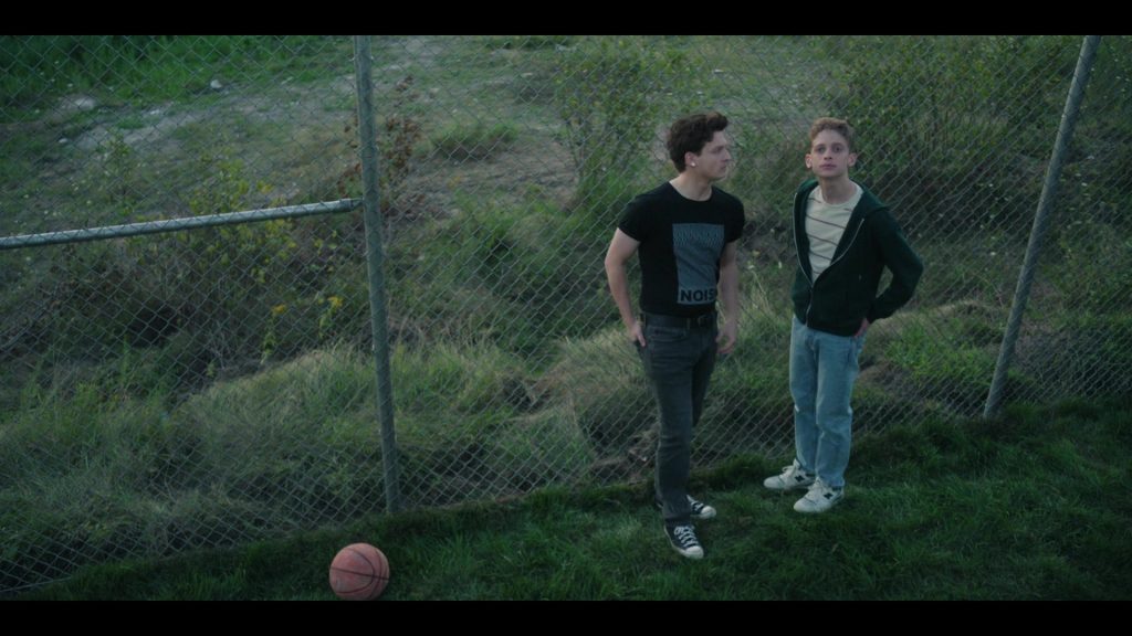 New Balance, Converse Shoes in The Institute S01E02 “Shot for Dots” (2025) (Image 3)