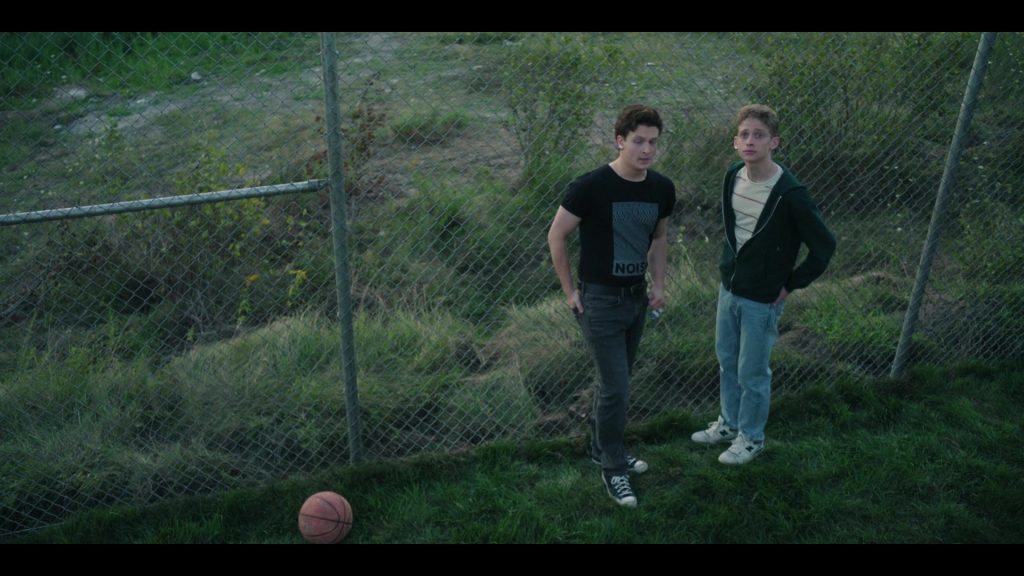 New Balance, Converse Shoes in The Institute S01E02 “Shot for Dots” (2025) (Image 5)