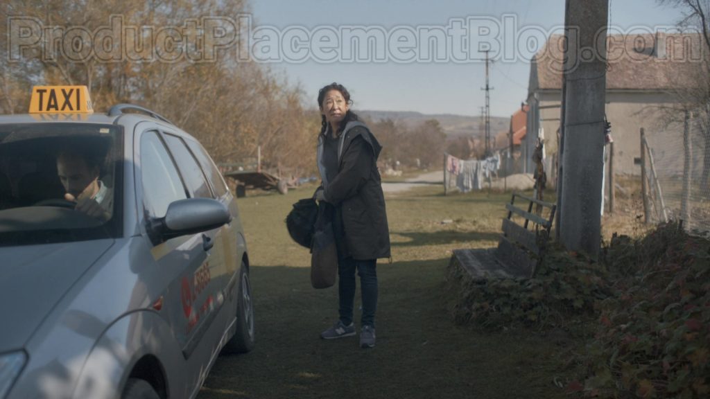 New Balance Grey Shoes of Sandra Oh in Killing Eve S03E04 “Still Got It” (2020) (Image 1)
