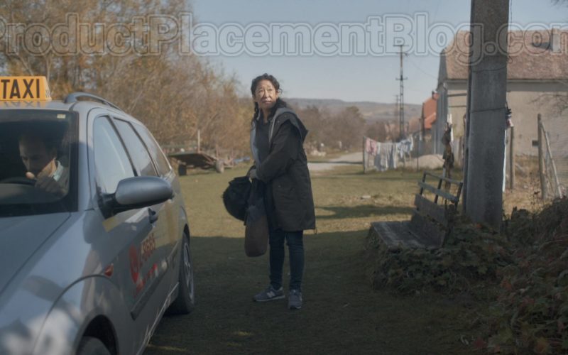 New Balance Grey Shoes of Sandra Oh in Killing Eve S03E04 “Still Got It” (2020) (Image 1)