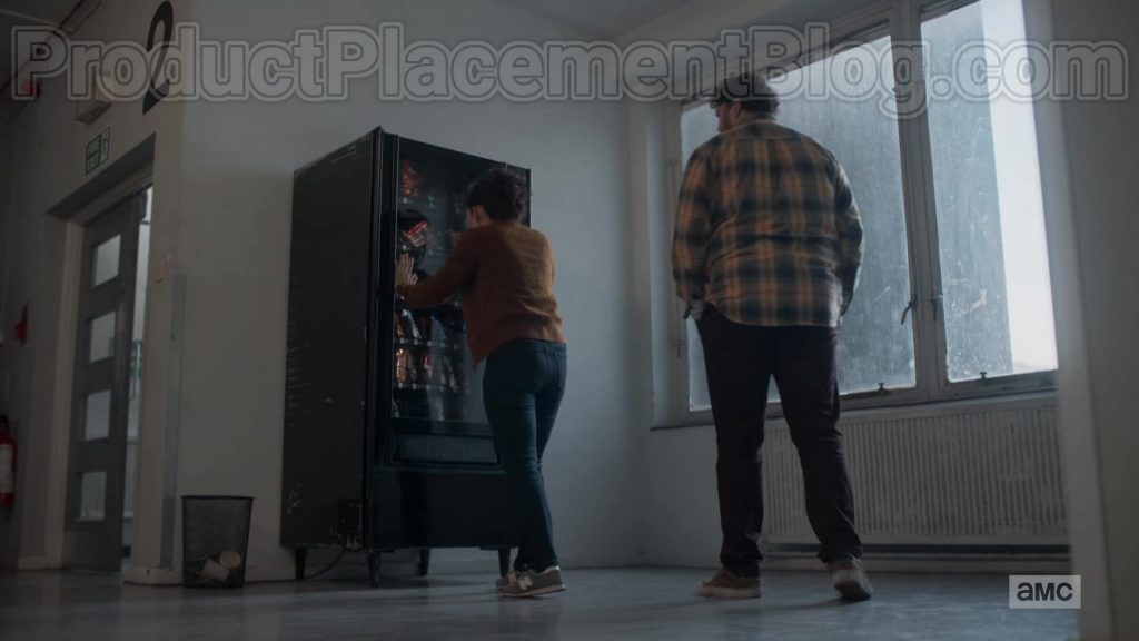 New Balance Grey Trainers of Sandra Oh as Eve Polastri in Killing Eve S03E06 “End of Game” (2020) (Image 1)