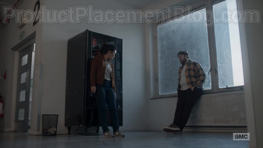 New Balance Grey Trainers of Sandra Oh as Eve Polastri in Killing Eve S03E06 “End of Game” (2020) (Image 2)