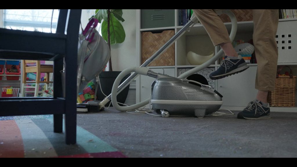 New Balance Ladies Shoes in Maid S01E10 “Snaps” (2021) (Image 1)