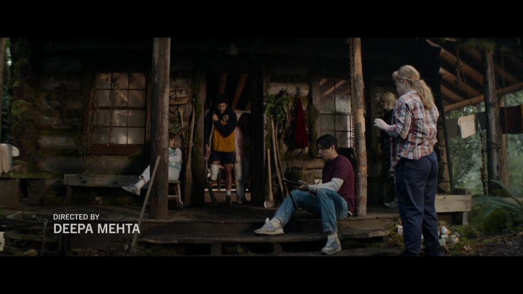 New Balance Men's Shoes in Yellowjackets S01E04 “Bear Down” (2021) (Image 1)