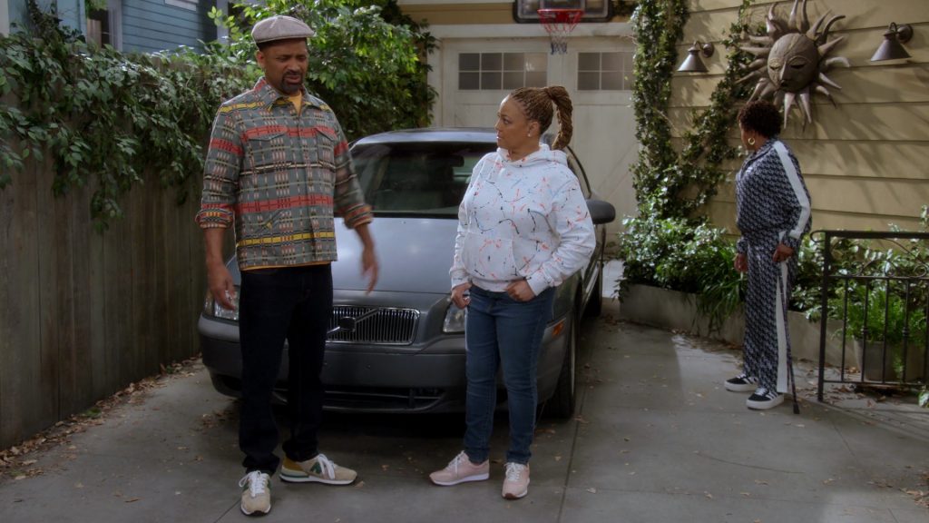 New Balance Men's Sneakers of Mike Epps as Bernard “Bennie” Upshaw Sr. in The Upshaws S04E06 “Auto Motives” (2023) (Image 12)