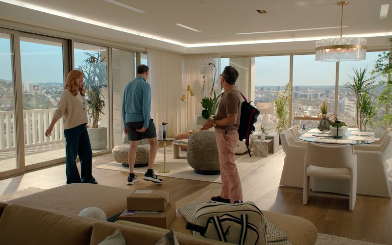 New Balance Shoes, Ame & Lulu Hamptons Pickleball Bag in The Comeback S03E01 “Valerie Gets a New Chapter” (2026) (Image 1)
