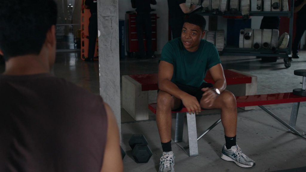 New Balance Shoes in 9-1-1 S09E15 “Pick Your Poison” (2026) (Image 6)
