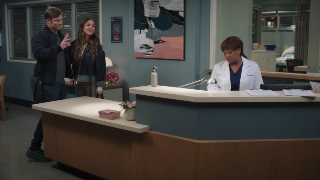 New Balance Shoes in Greys Anatomy S22E14 “Wrecking Ball” (2026) (Image 6)