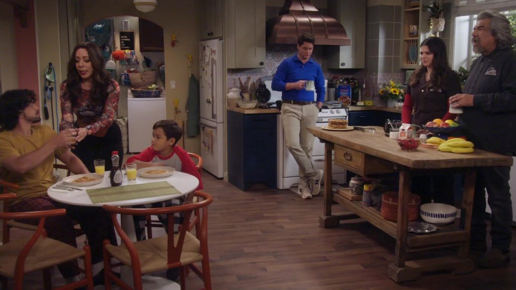 New Balance Shoes in Lopez vs Lopez S03E06 “Lopez vs Orlando” (2024) (Image 3)
