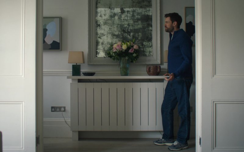 New Balance Shoes in Malice S01E04 (2025) (Image 1)
