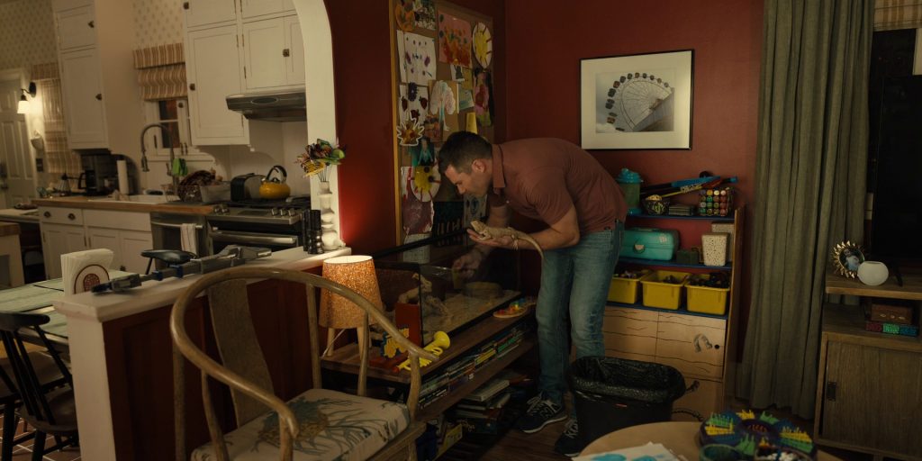 New Balance Shoes in Platonic S01E04 “Divorce Party” (2023) (Image 1)