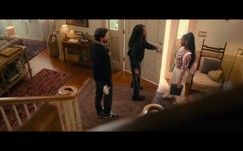 New Balance Shoes in The Burbs S01E08 “Only One Way Out” (2026) (Image 1)